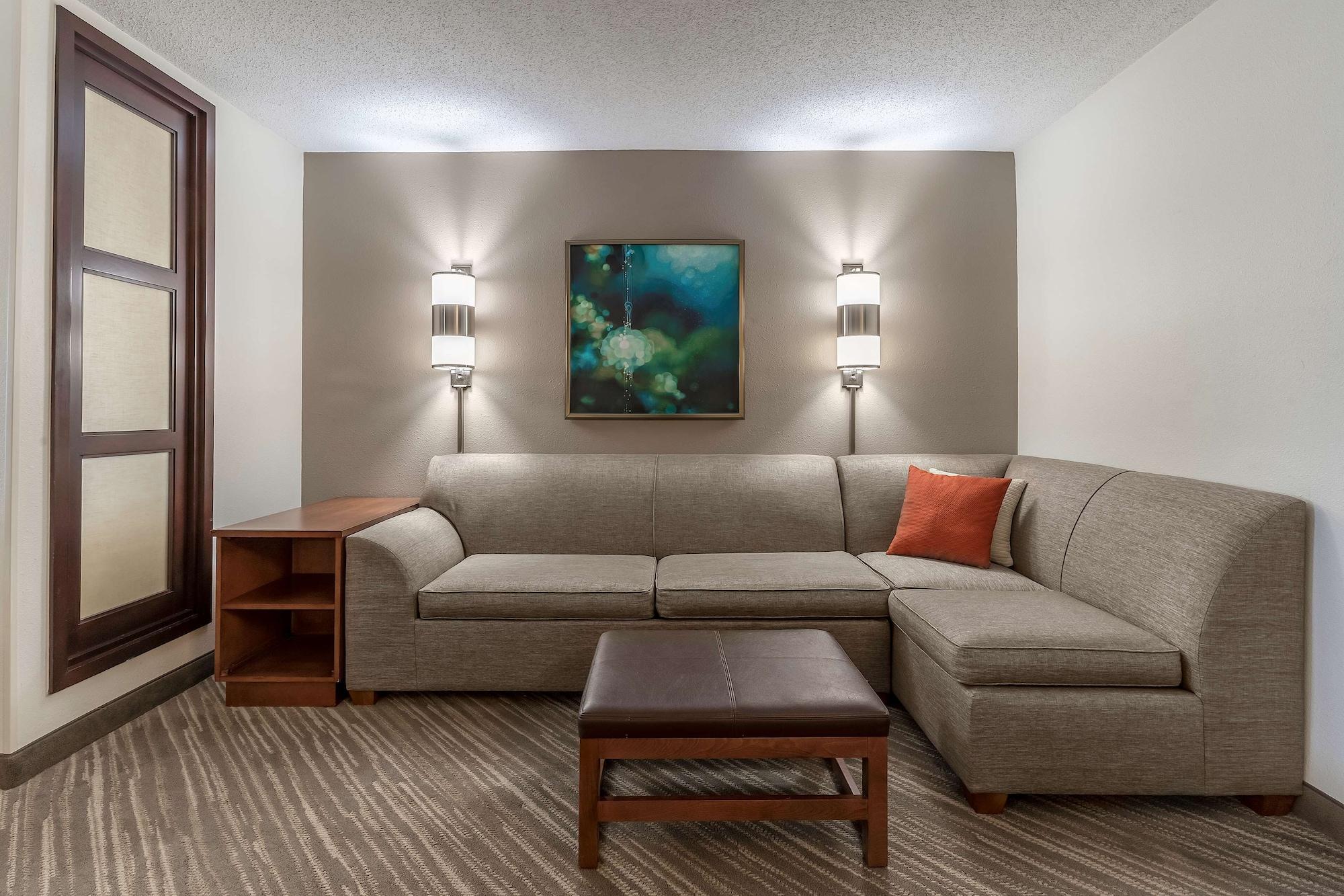 Hotel Hyatt Place Richmond Arboretum 3*